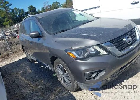 2019 Nissan Pathfinder Platinum z USA, uszkodzony, nr VIN 5N1DR2MM1KC642787